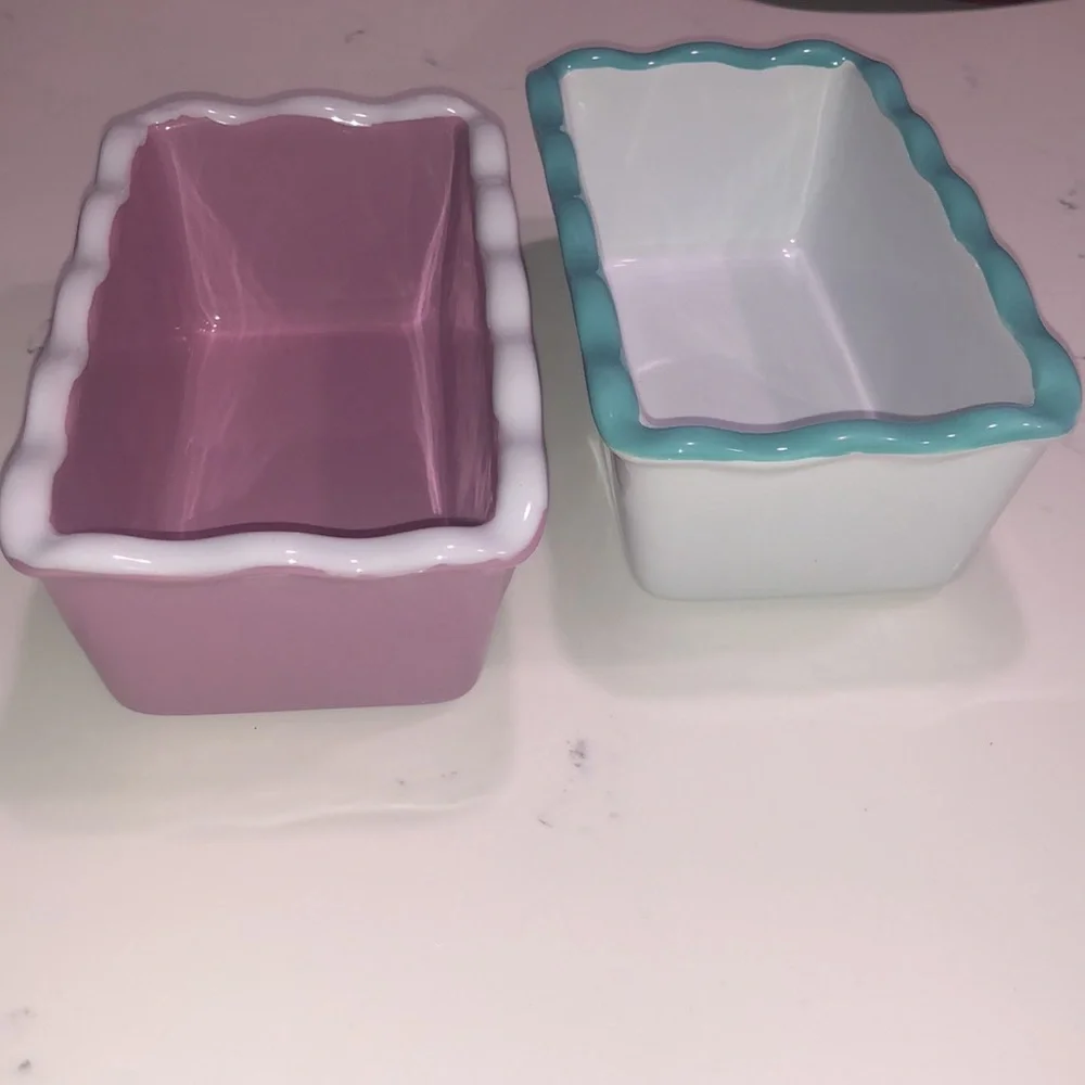 Peanuts Easter Mini Ceramic Loaf Pans NWT Set of 2